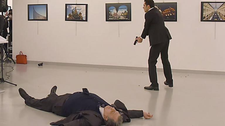 Κρεμλίνο: Είναι πολύ νωρίς για να πούμε ποιος βρίσκεται πίσω από τη δολοφονία του πρεσβευτή στην Άγκυρα