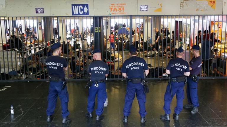 Η Γερμανία θα ζητήσει την επέκταση των προσωρινών συνοριακών ελέγχων εντός της ζώνης Σένγκεν