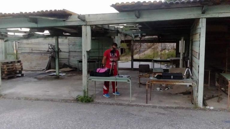 Ο Δήμος Δράμας κατεδάφισε το πρόχειρο σκοπευτήριο όπου προπονούνταν η Αννα Κορακάκη