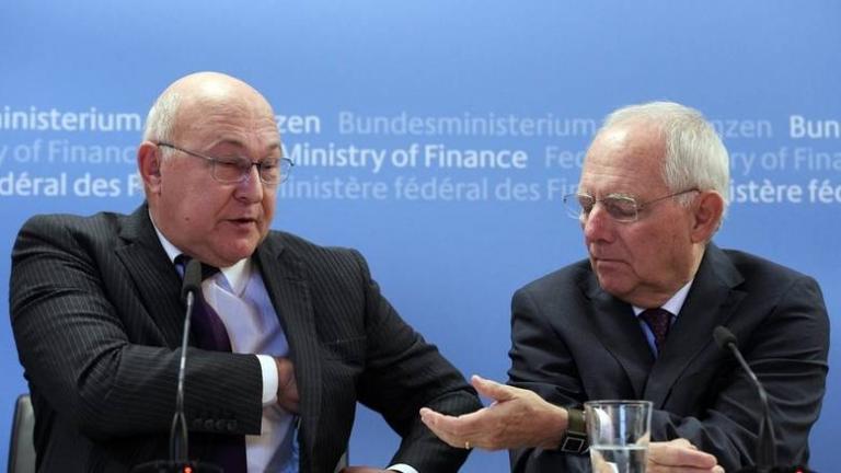 Spiegel: Το ελληνικό χρέος διχάζει Γερμανία και Γαλλία