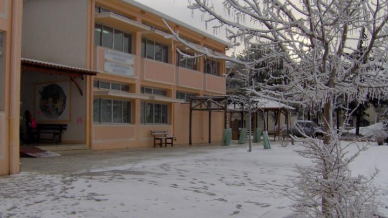 Με έκτακτες αποφάσεις δεν θα λειτουργήσουν σχολεία σε ορισμένους δήμους της Μακεδονίας και Θεσσαλίας