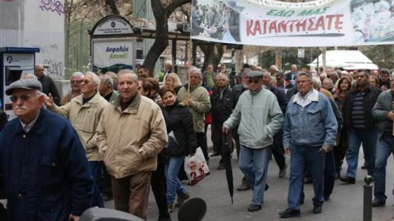 Με κινητοποίηση στις 15 Δεκεμβρίου απαντούν οι συνταξιούχοι στις εξαγγελίες Τσίπρα 