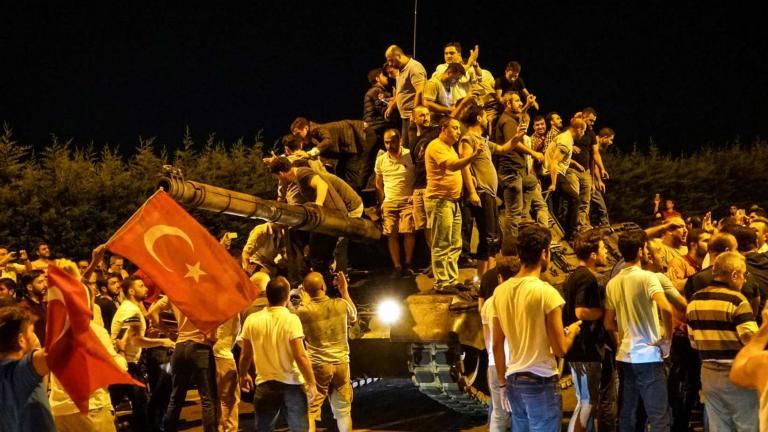 Πραξικόπημα στην Τουρκία: 12 ερωτήσεις και απαντήσεις για το αν ήταν στημένο το πραξικόπημα ή όχι