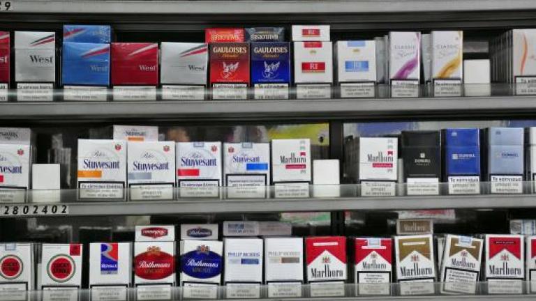Μάζεψαν την απαγόρευση πώλησης καπνικών προϊόντων σε ψιλικατζίδικα!
