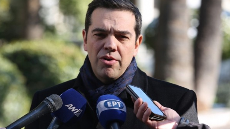 O πρωθυπουργός υπογράμμισε την προσήλωση της ελληνικής κυβέρνησης στην εξεύρεση δίκαιης και βιώσιμης λύσης