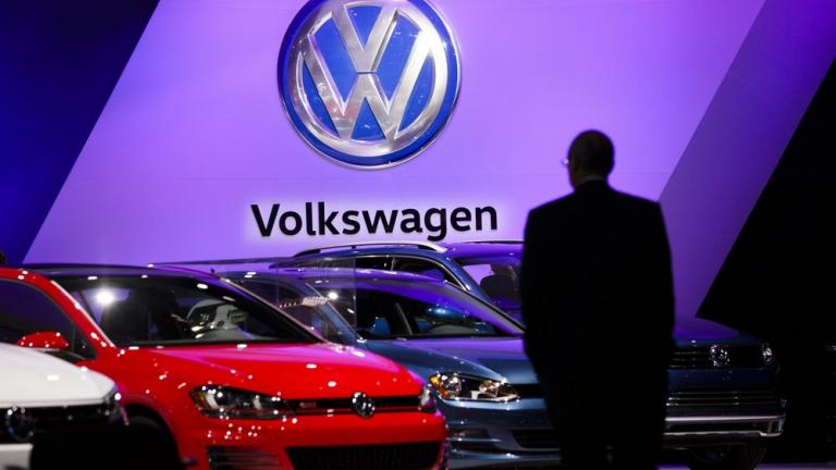 Η Volkswagen κόβει μπόνους των στελεχών της