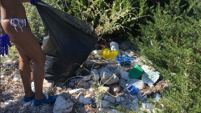 Δήμαρχος Παξών: Κατά σύμπτωση η δεσποινίδα Σμιθ, πήγε στην πιο απρόσιτη παραλία που υπάρχει και βρήκε σκουπίδια