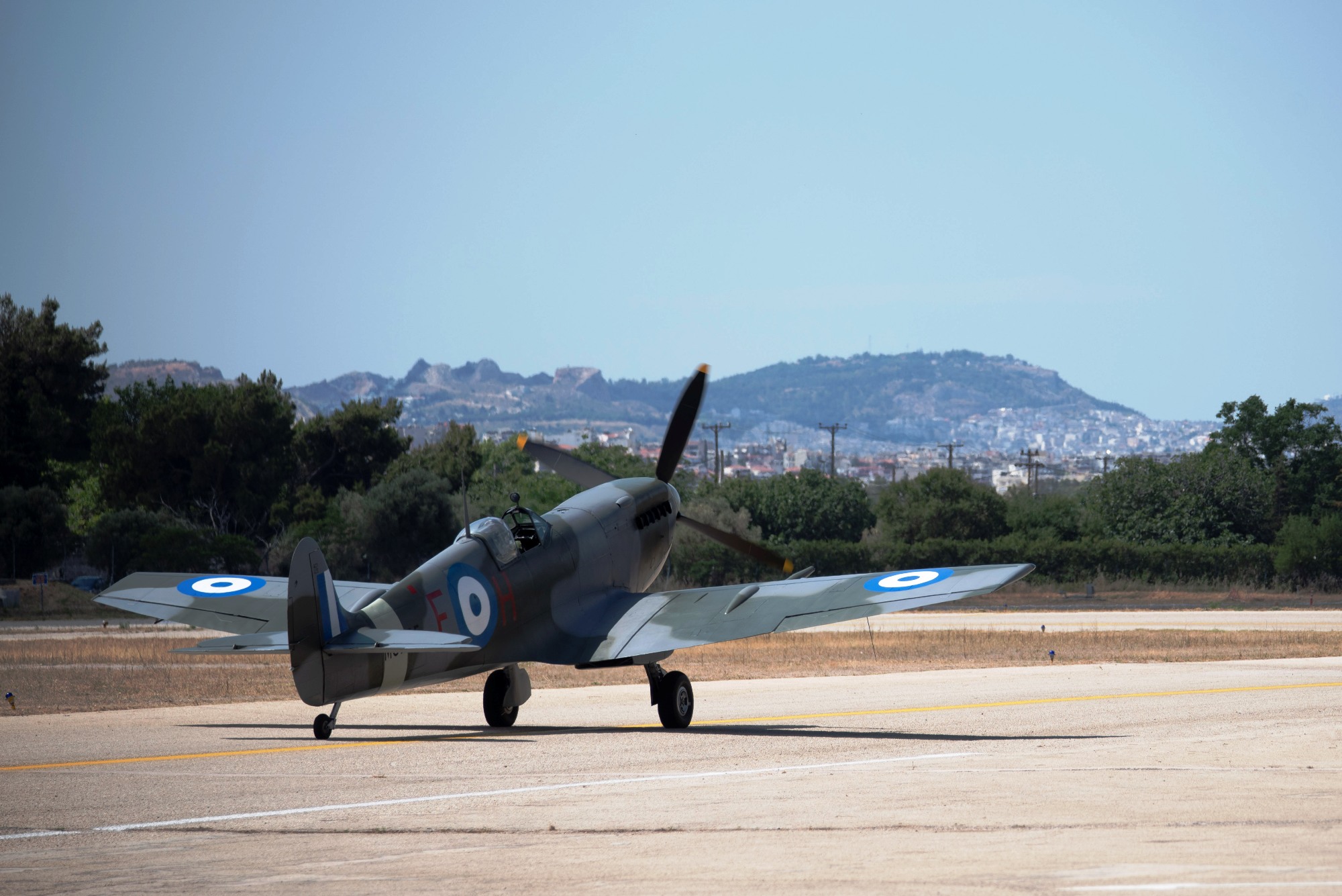 Την επιστροφή του θρυλικού αεροσκάφους «Σπιτφάιρ MJ755» τίμησε η Πολεμική Αεροπορία (ΦΩΤΟ)