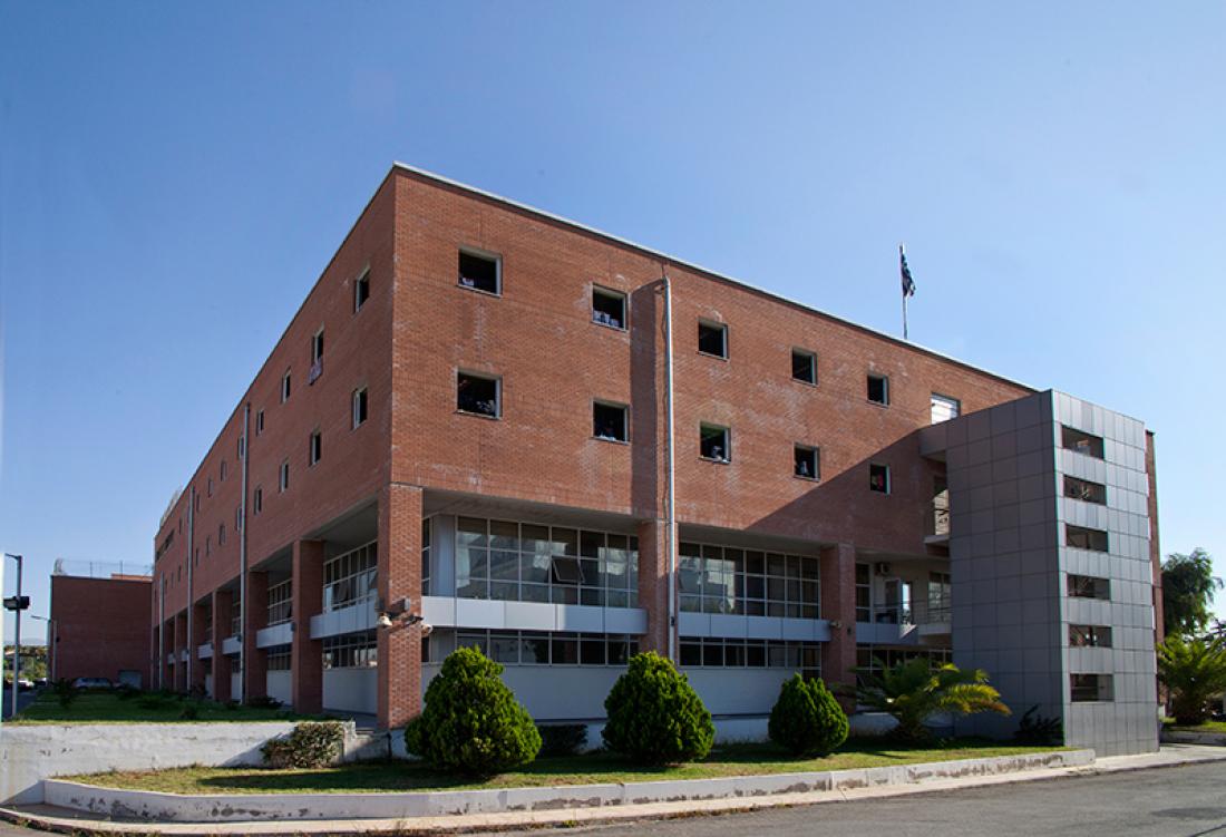Κινηματογραφική απόδραση από το Μεταγωγών - Έκοψαν τα κάγκελα και κατέβηκαν με σεντόνια!!!