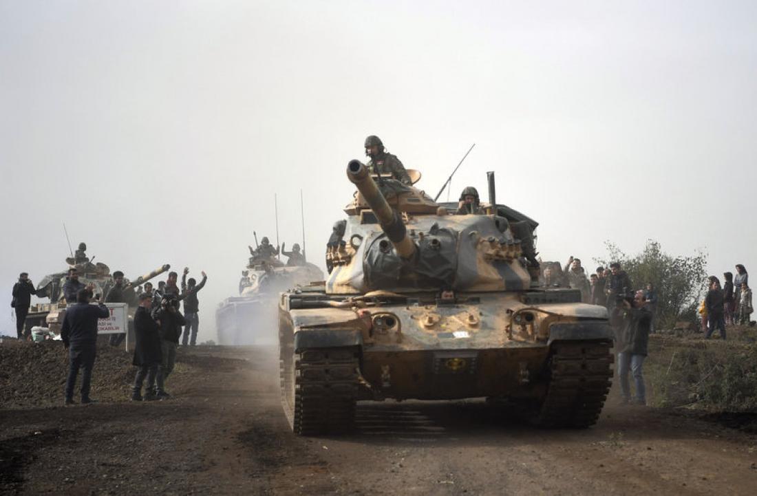 Οι συριακές δυνάμεις απειλούν με «γενικευμένο πόλεμο» αν επιτεθούν οι Τούρκοι 