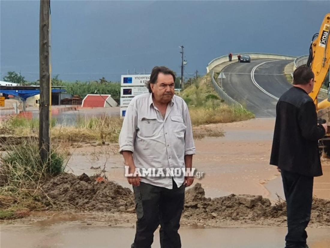 Κακοκαιρία Ιανός: Και δεύτερος νεκρός στην Καρδίτσα- Αγνοείται 40χρονη - Μετρούν τις πληγές τους οι πληγείσες περιοχές