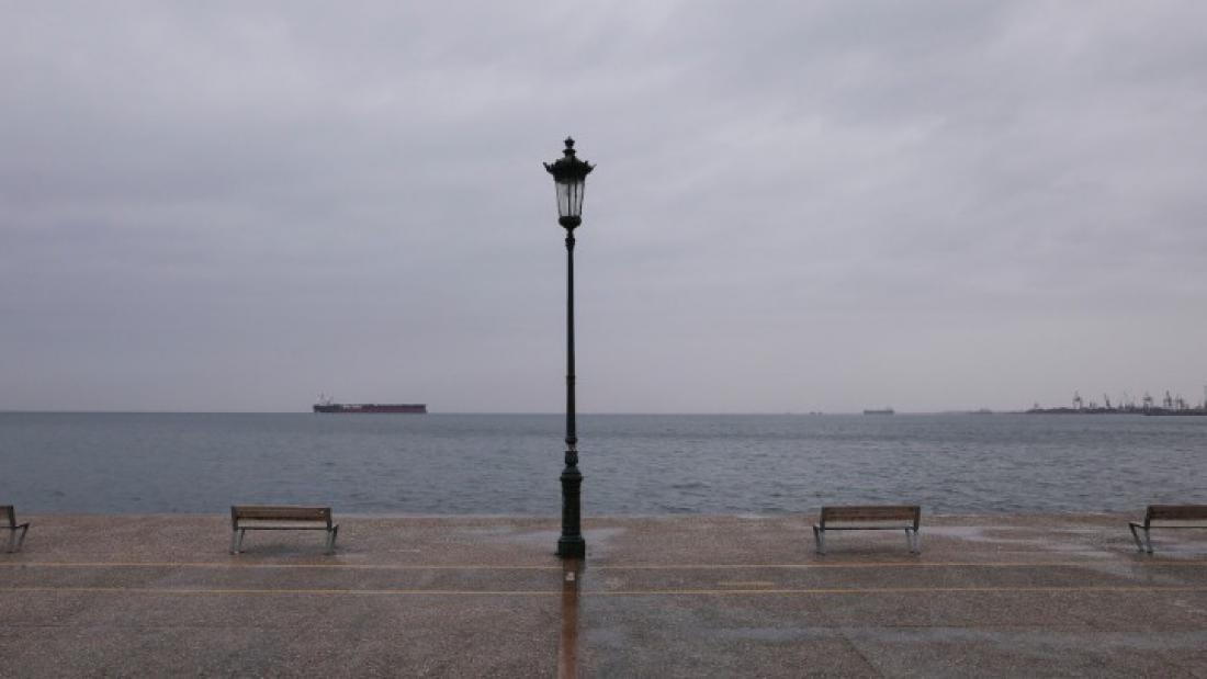 το νερό εξασθενεί το πρωί