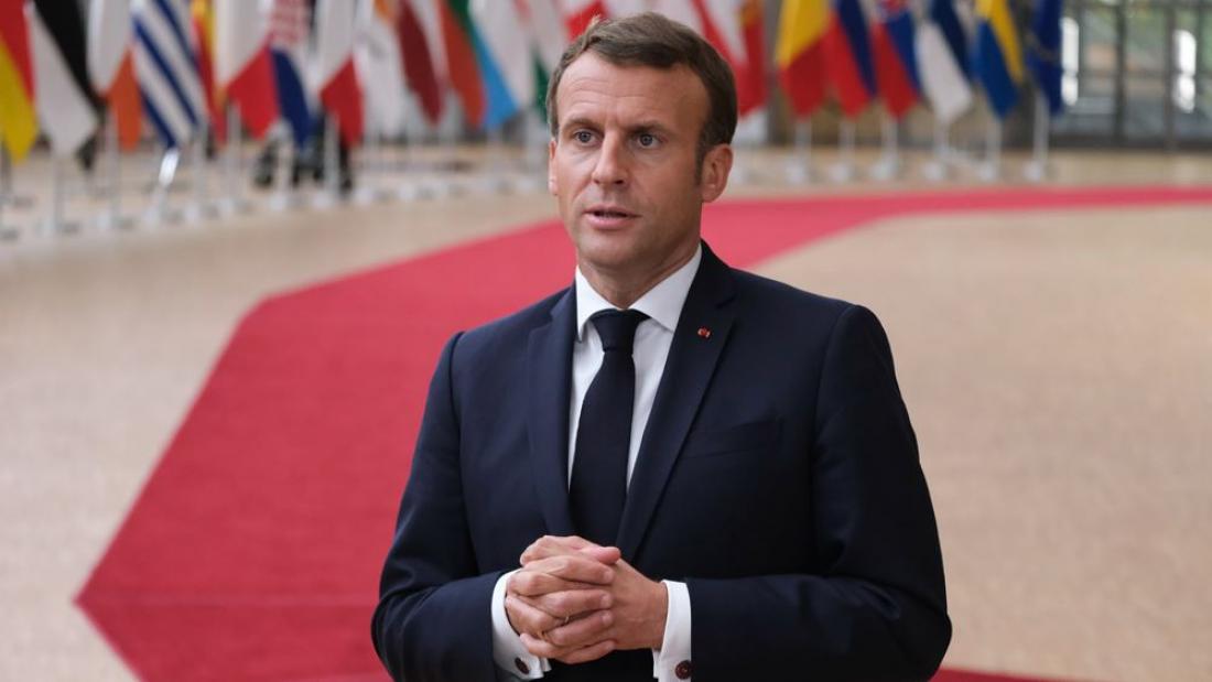 Γαλλία: Ο πρόεδρος Μακρόν απομονώνεται σε επίσημη, προεδρική κατοικία