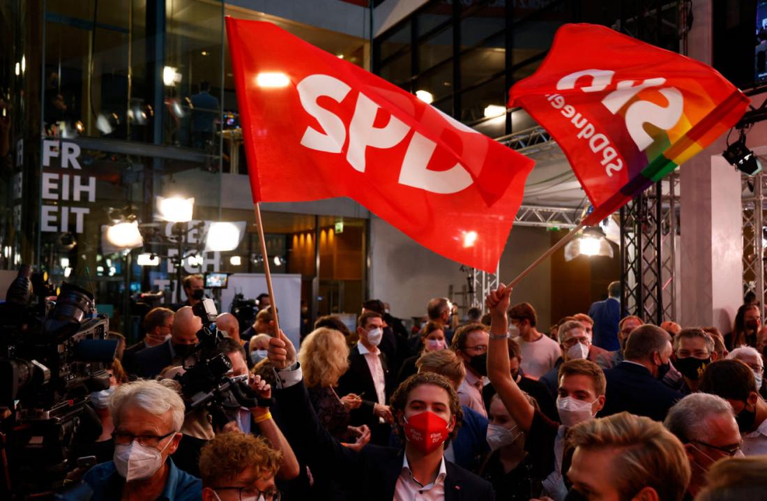 Γερμανικές εκλογές: Κατά μια μονάδα προηγείται το SPD - Απώλειες της τάξεως του 7% για CDU/CSU.
