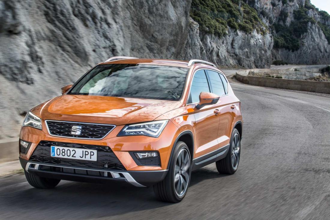 Στην πρώτη ψηφοφορία που έγινε χθες ( 18 Νοεμβρίου) , οι δημοσιογράφοι του ειδικού τύπου επέλεξαν τα δέκα από τα 17 αυτοκίνητα που έχουν εισαχθεί και διατίθενται στην ελληνική αγορά το τελευταίο 12μηνο