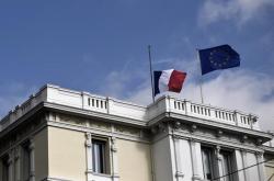 Η απάντηση της γαλλικής πρεσβείας για το αινιγματικό mail περί κρίσης
