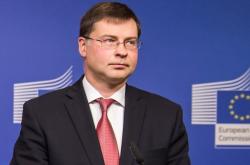 Β. Ντομπρόβσκις:Μέχρι τον Ιούνιο η συμφωνία για το χρέος 