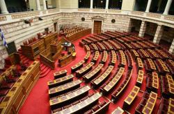 Στη Βουλή το πολυνομοσχέδιο με τα προαπαιτούμενα για την ολοκλήρωση της αξιολόγησης