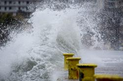 Κυκλώνας «Ζορμπάς»: Αναλυτική πρόγνωση του καιρού για σήμερα Κυριακή