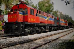 Σύγκρουση ΙΧ με τρένο στην Κωνσταντινουπόλεως – Τραυματίας ο οδηγός 