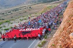 Κι ενώ η Αλβανία έχει βυθιστεί στο χάος με ανεξέλεγκτες διαστάσεις, οι Τσάμηδες βρίσκουν την ευκαιρία να εντείνουν τις προκλήσεις τους, σε βάρος της ελληνικής μειονότητας