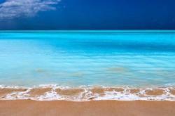 Ποια ελληνική παραλία είναι ανάμεσα στις 10 πιο όμορφες της Ευρώπης σύμφωνα με τη Ryanair