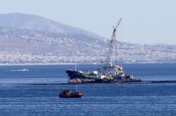  Κερατσίνι: Αντιμετωπίστηκε η ρύπανση που προκλήθηκε από δεξαμενόπλοιο