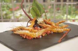 Ψητές γαρίδες με κουσκούς παντζαρότο από την Μαρία Εκμεκτσίογλου (ΒΙΝΤΕΟ)
