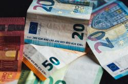 Επίδομα 534€: Αιτήσεις και πληρωμές, τι γίνεται με τις αναστολές συμβάσεων (BINTEO)