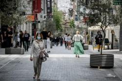 Κορονοϊός: Ενδέχεται κλείσιμο της εστιάσης στις 12 σε όλη την Ελλάδα και μάσκες παντού