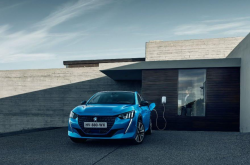 Peugeot: Πρώτη σε πωλήσεις στα ηλεκτρικά αυτοκίνητα στην Ελλάδα
