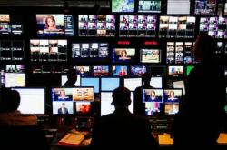 Με κινητοποιήσεις προειδοποιεί η ΕΣΗΕΑ για το νέο εργασιακό πλαίσιο στους τηλεοπτικούς σταθμούς