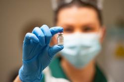 Δημοσίευση των αποτελεσμάτων των κλινικών δοκιμών του εμβολίου των Pfizer-BioNTech - Ποιες οι παρενέργειες