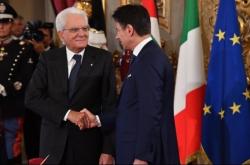Η Ιταλία υποφέρει για άλλη μια φορά από πολιτικές ίντριγκες