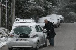 Χιόνισε στο Διόνυσο (ΦΩΤΟ)
