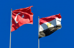 Ξεκίνησαν στο Κάιρο οι διερευνητικές επαφές Αιγύπτου-Τουρκίας