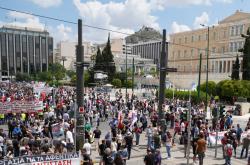 Μεγάλες απεργιακές συγκεντρώσεις στην Αθήνα και σε όλη τη χώρα (ΦΩΤΟ)