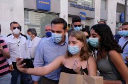 Αλ. Τσίπρας στο Ηράκλειο: Μήνυμα στους πολίτες για εμβολιασμό και στην κυβέρνηση να μην διχάζει