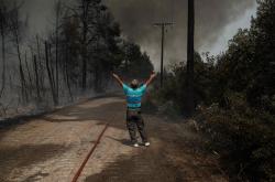 Αναλυτικά τα μέτρα αποζημίωσης: Στήριξη νοικοκυριών και επιχειρήσεων που πλήττονται από τις πυρκαγιές - Πίνακες