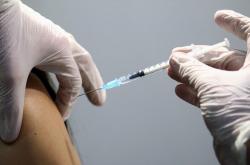 Έρχεται ειδικός νόμος για «μαϊμού» εμβολιασμούς
