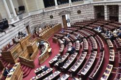 Βουλή: Τη Δευτέρα το προσχέδιο προϋπολογισμού-Όλες οι παρεμβάσεις ύψους 3,5 δισ. ευρώ