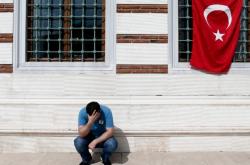 «Πογκρόμ» εναντίον του πολιτικού προσωπικού στο υπουργείο Άμυνας της Τουρκίας