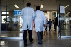 Ξεκινά η επιστράτευση ιδιωτών γιατρών – Δημοσιεύτηκε το ΦΕΚ η απόφαση