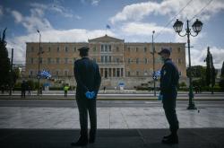 Έρευνα διαΝΕΟσις: Οι Έλληνες μετά από 20 μήνες πανδημίας