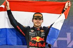 Formula 1: Θέλει να «δέσει» Φερστάπεν η Red Bull