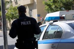 Ηλιούπολη: Επίθεση σε αστυνομικό από ομάδα ατόμων