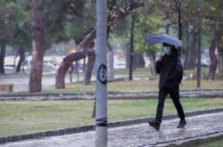 Καιρός (9/1): Βροχές και καταιγίδες στο μεγαλύτερο μέρος της χώρας (ΒΙΝΤΕΟ)
