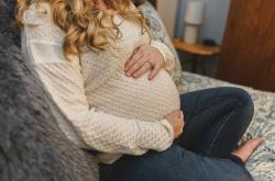 EMA: Ασφαλή τα εμβόλια mRNA κατά της Covid-19 κατά τη διάρκεια της εγκυμοσύνης
