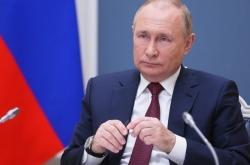 Πούτιν: Η Μόσχα μπορεί να ανακατευθύνει τις εξαγωγές των ενεργειακών της πόρων μακριά από τη Δύση