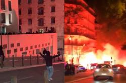Μαρσέιγ-ΠΑΟΚ: «Μάχες» στη Μασσαλία - Οπαδοί της ΑΕΚ και της Παρτιζάν στην πόλη - Κόλαση στους δρόμους